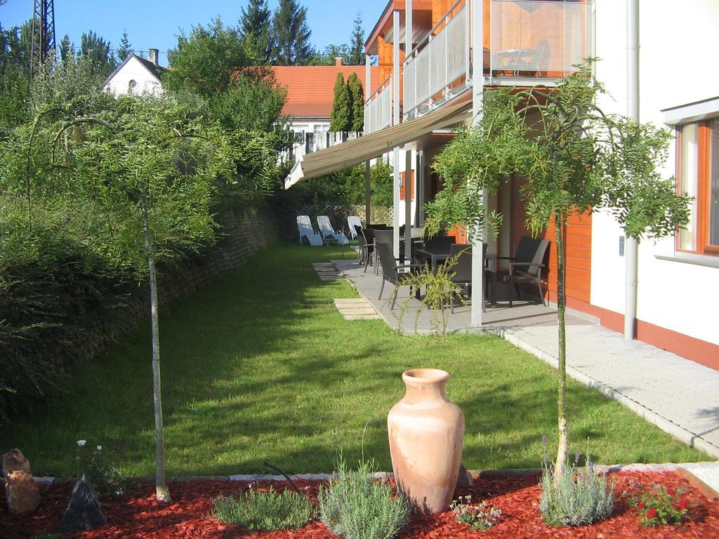 Balaca Panzio Veszprem Exterior photo